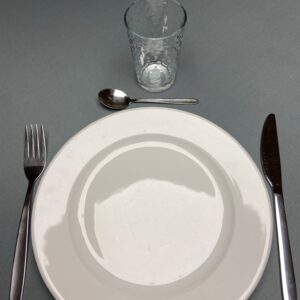 Formule : "Enfant avec verre sans pied"